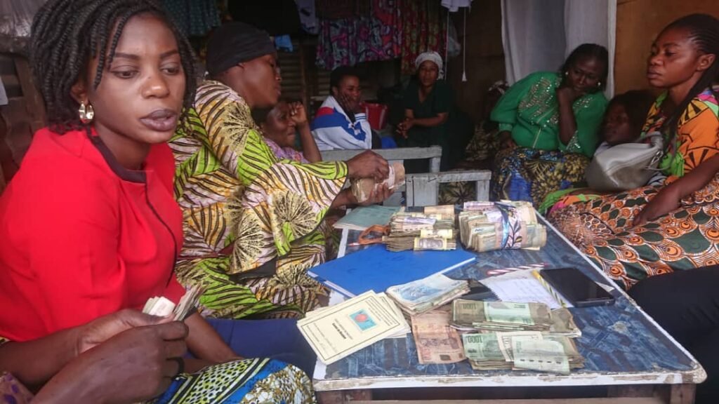 Associations Villageoises d’Epargne et de Crédit « AVEC ».